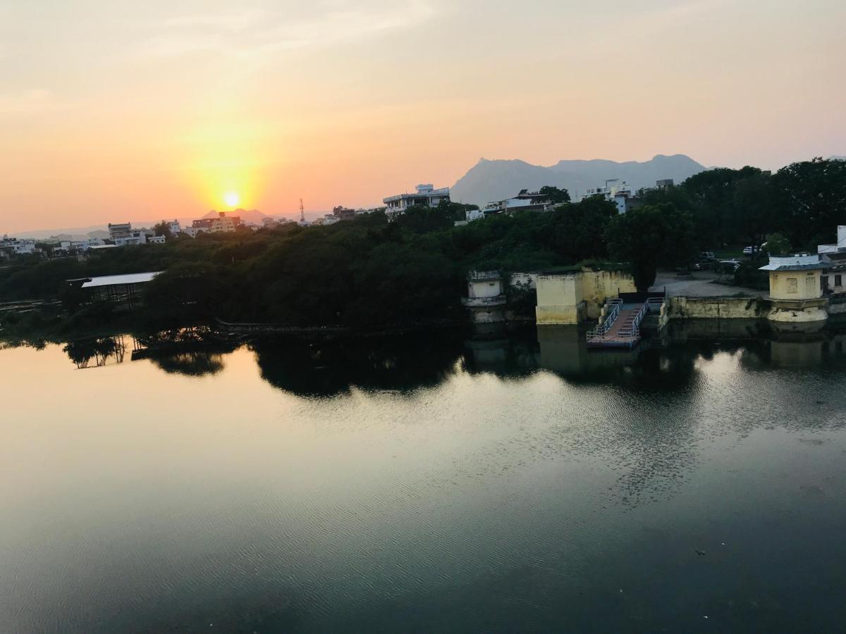 Haveli Jai Durga At Pichola Lake Otel Udaipur Dış mekan fotoğraf